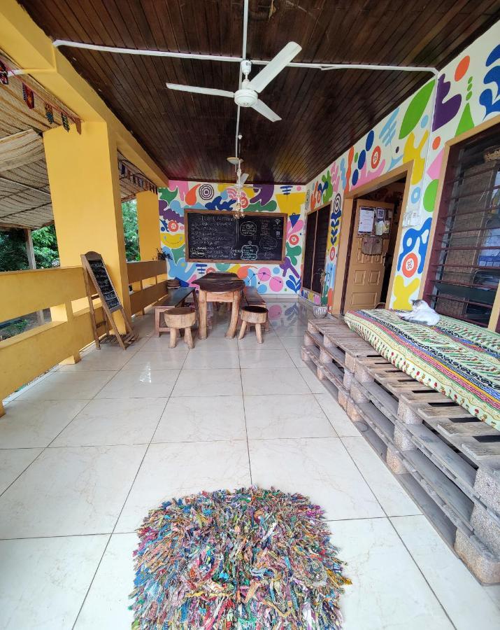 Tumi Hostel Kumasi Ngoại thất bức ảnh