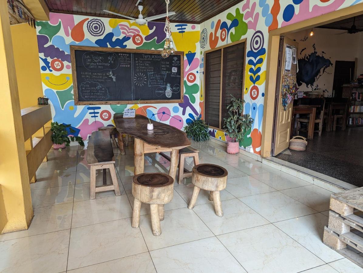 Tumi Hostel Kumasi Ngoại thất bức ảnh