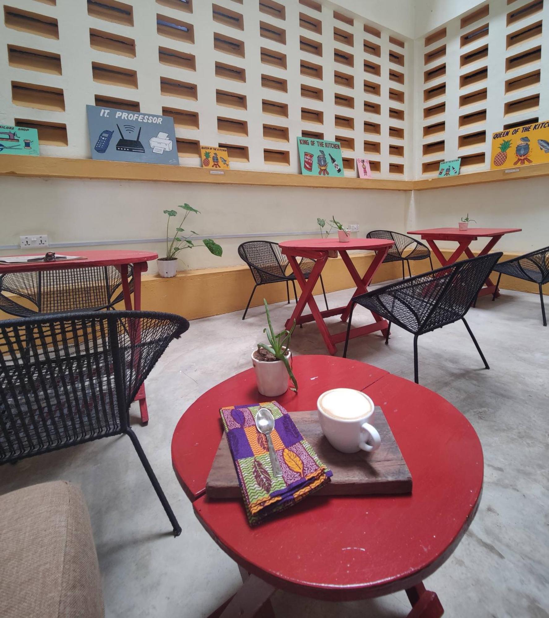 Tumi Hostel Kumasi Ngoại thất bức ảnh
