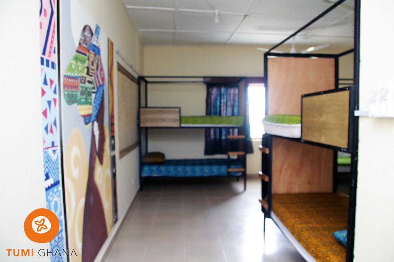 Tumi Hostel Kumasi Ngoại thất bức ảnh